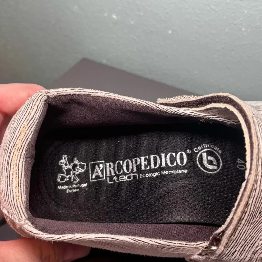 Arcopedico LTech Womens Size 40 US 9.5 Metallic Bronze Mary Jane Comfort Flats
